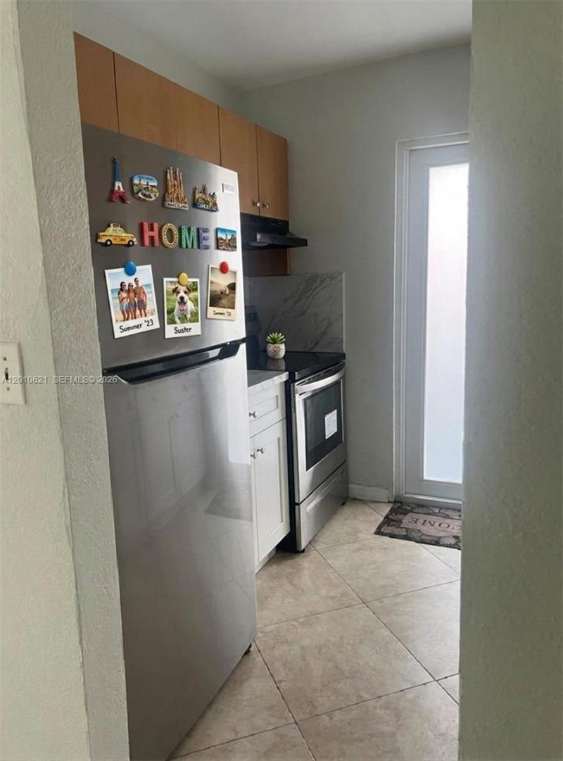 2412 SW 11th St, Unit 1, Miami, FL 33135 Photo
