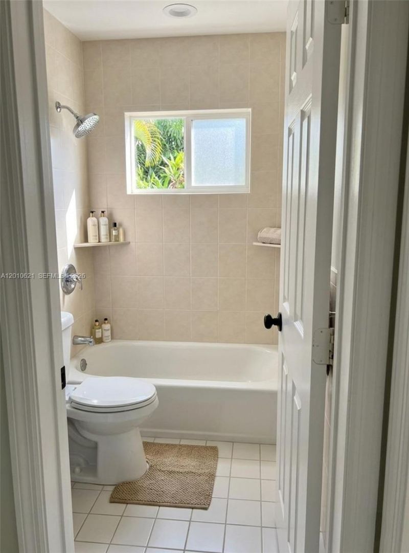 2412 SW 11th St, Unit 1, Miami, FL 33135 Photo