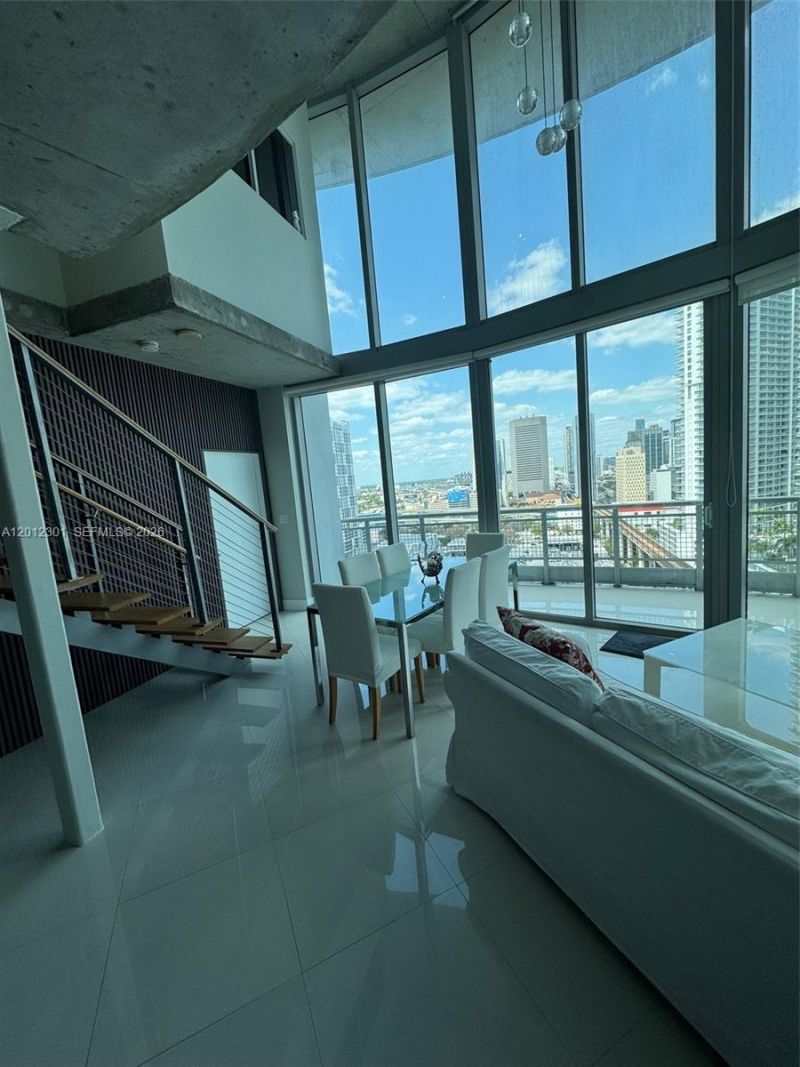 690 SW 1st Ct, Unit 2301, Miami, FL 33130 Photo