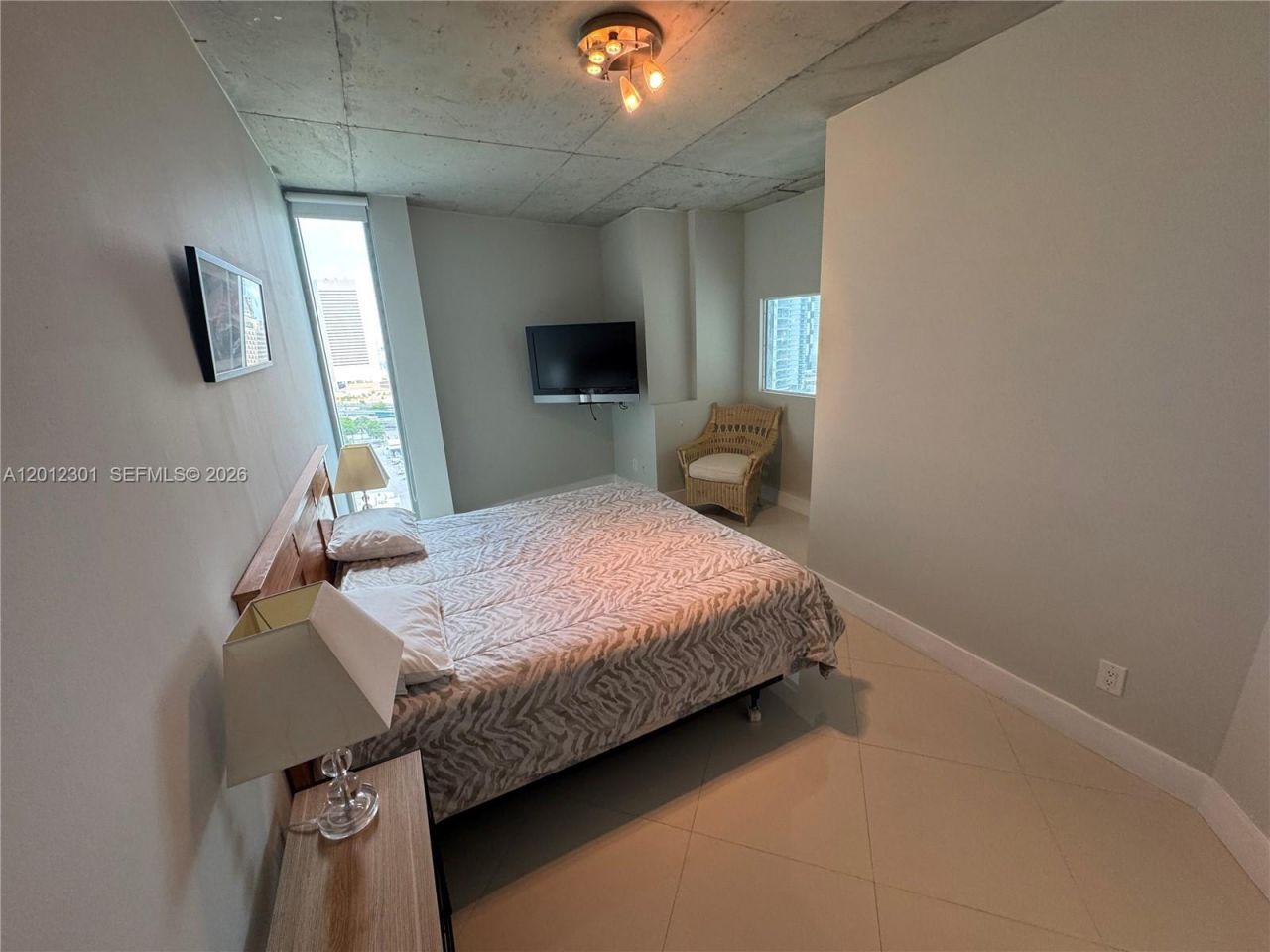 690 SW 1st Ct, Unit 2301, Miami, FL 33130 Photo