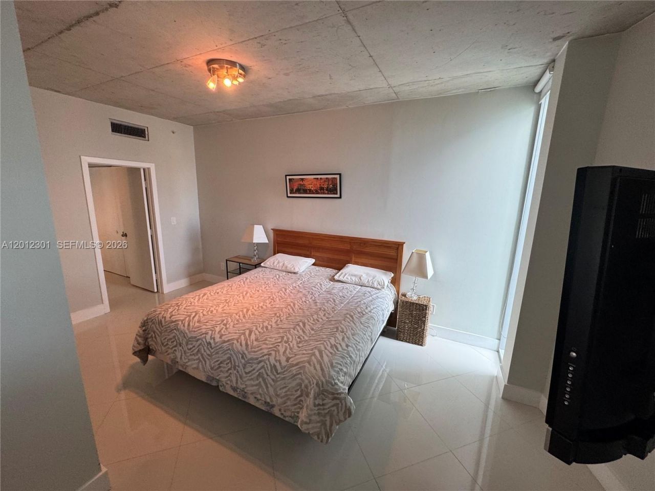 690 SW 1st Ct, Unit 2301, Miami, FL 33130 Photo