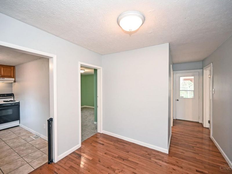 8801 Tudor Court, Sycamore Township, OH 45242 Photo 9