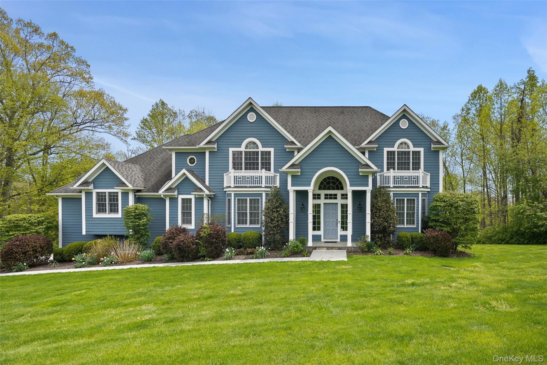 4 Fieldstone Drive , Katonah, NY 10536 Main Photo