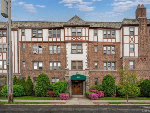 412 Munro Avenue, Unit 2H, Mamaroneck, NY 10543