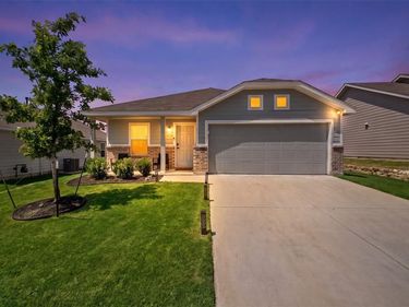 2712 Starwater Drive, Fort Worth, TX 76179