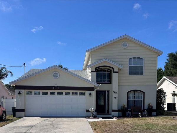 10632 LAKE VISTA DRIVE, SEMINOLE, FL 33772