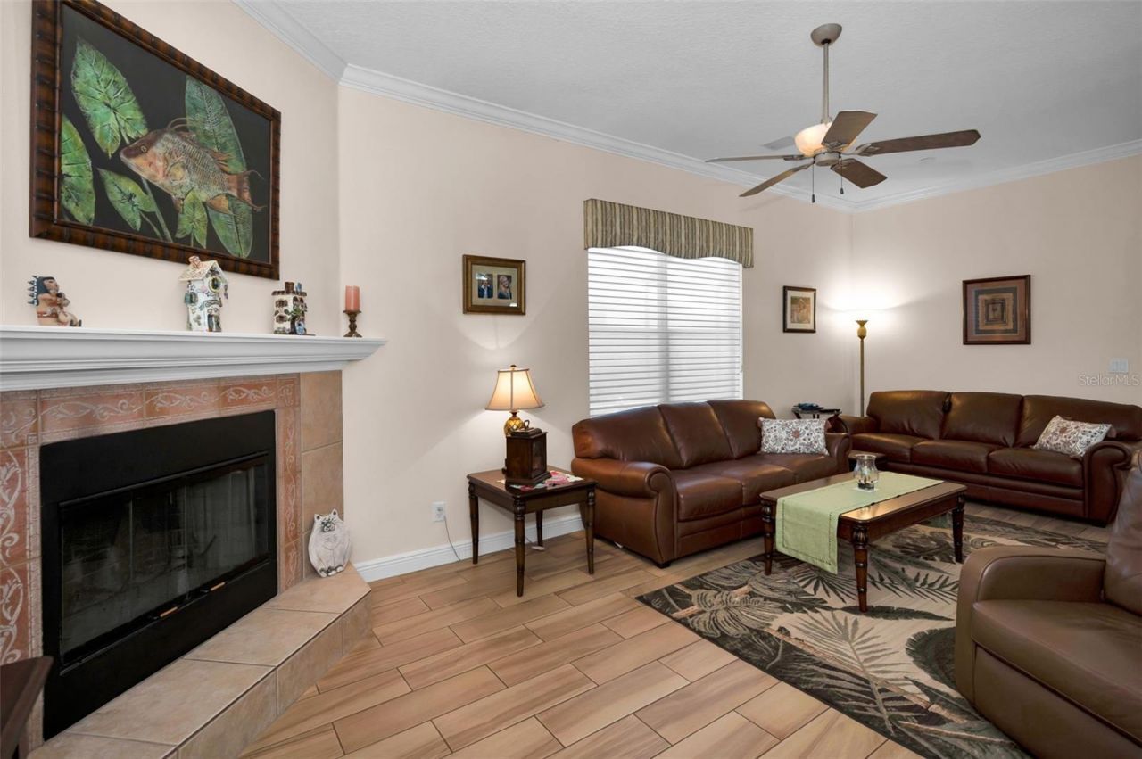 8202 Wild Oaks Circle, Largo, FL 33773 Photo
