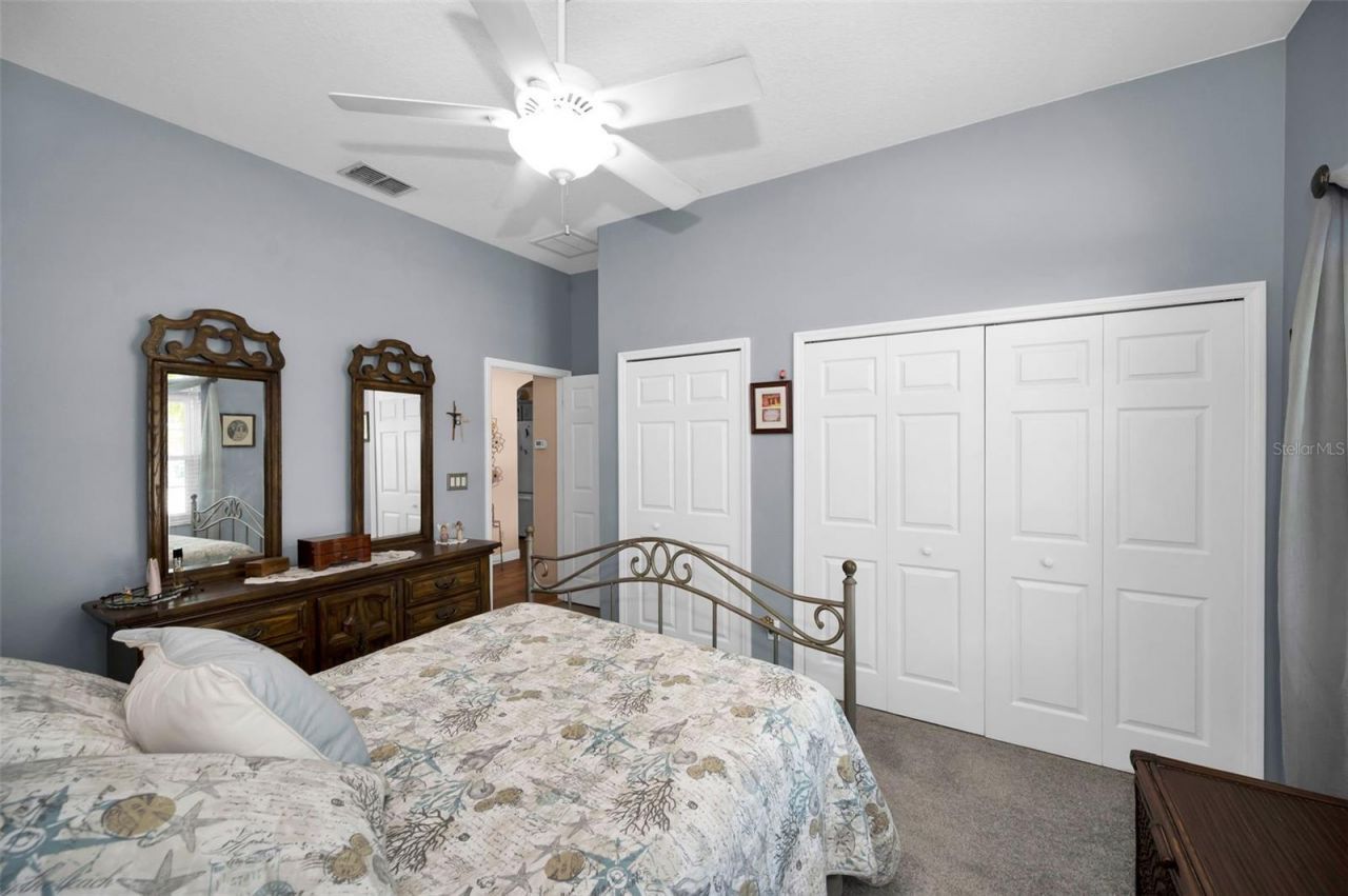 8202 Wild Oaks Circle, Largo, FL 33773 Photo