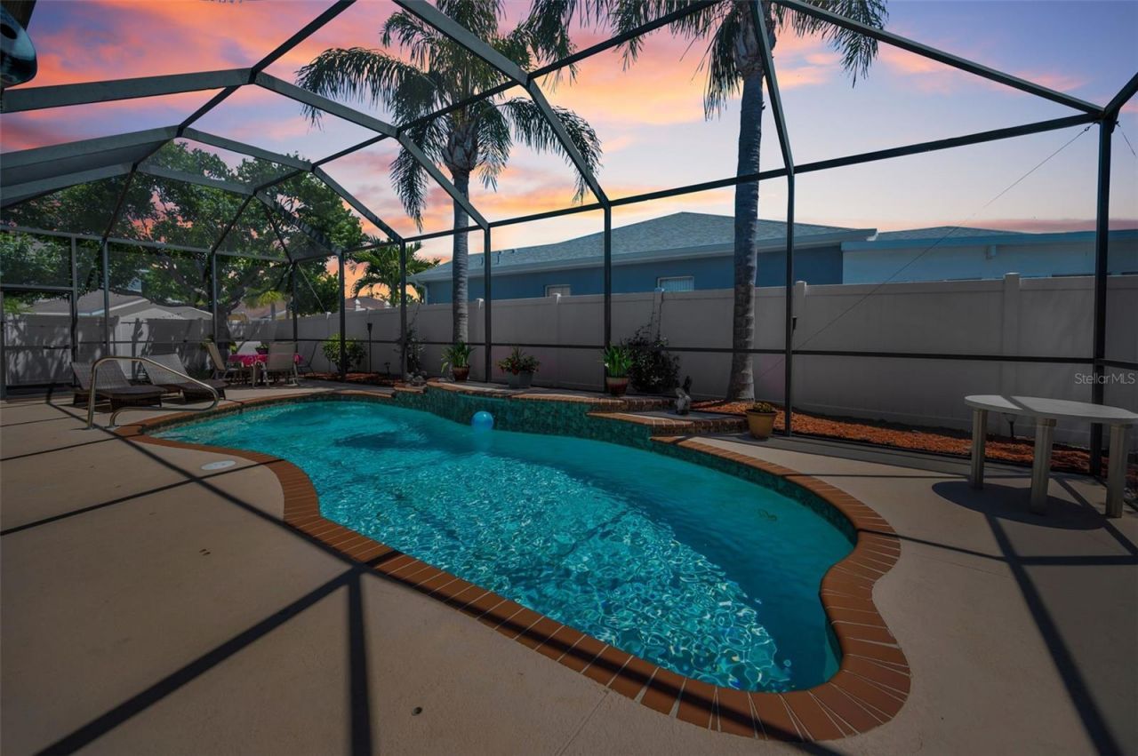 8202 Wild Oaks Circle, Largo, FL 33773 Photo