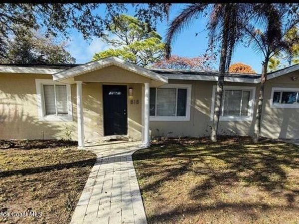 818 Orange Street , Melbourne, FL 32935