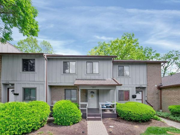 3204 Pebblebrook Lane, Unit 63, Colerain Twp, OH 45251