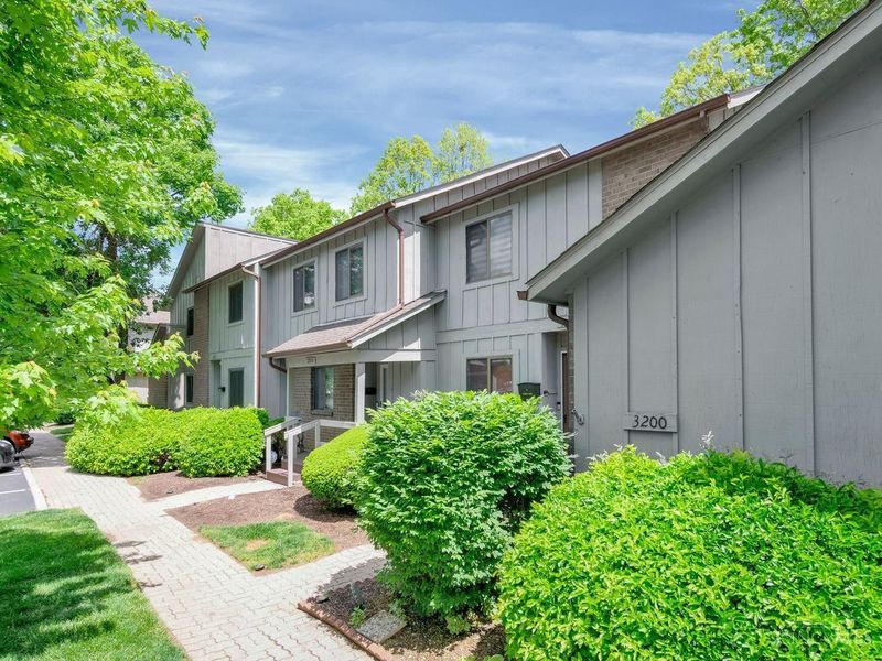 3204 Pebblebrook Lane, Unit 63, Colerain Township, OH 45251 Photo 3