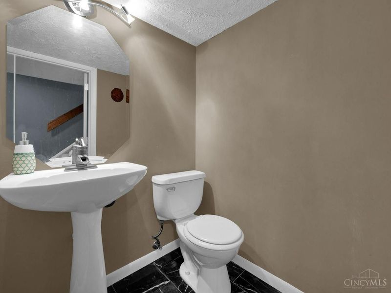 3204 Pebblebrook Lane, Unit 63, Colerain Township, OH 45251 Photo 30