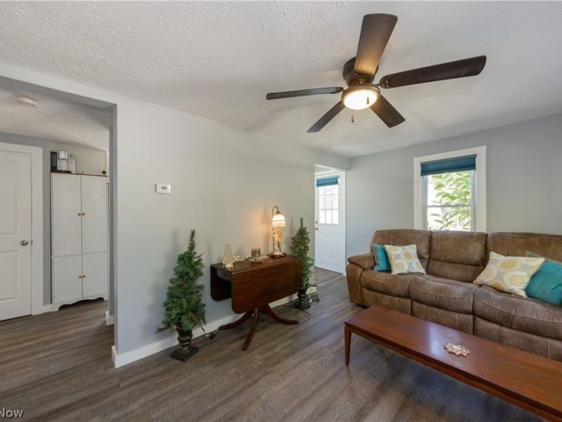 1366 E Twinsburg Road, Macedonia, OH 44056 Photo 4
