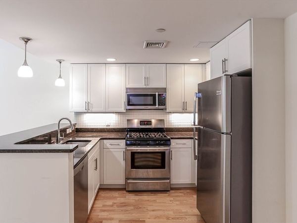 7 Cameron, Unit 102, Cambridge, MA 02140