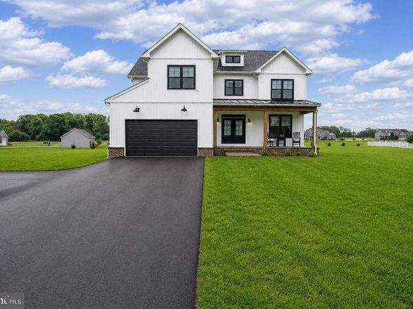 119 VARICK TRAIL, HEDGESVILLE, WV 25427