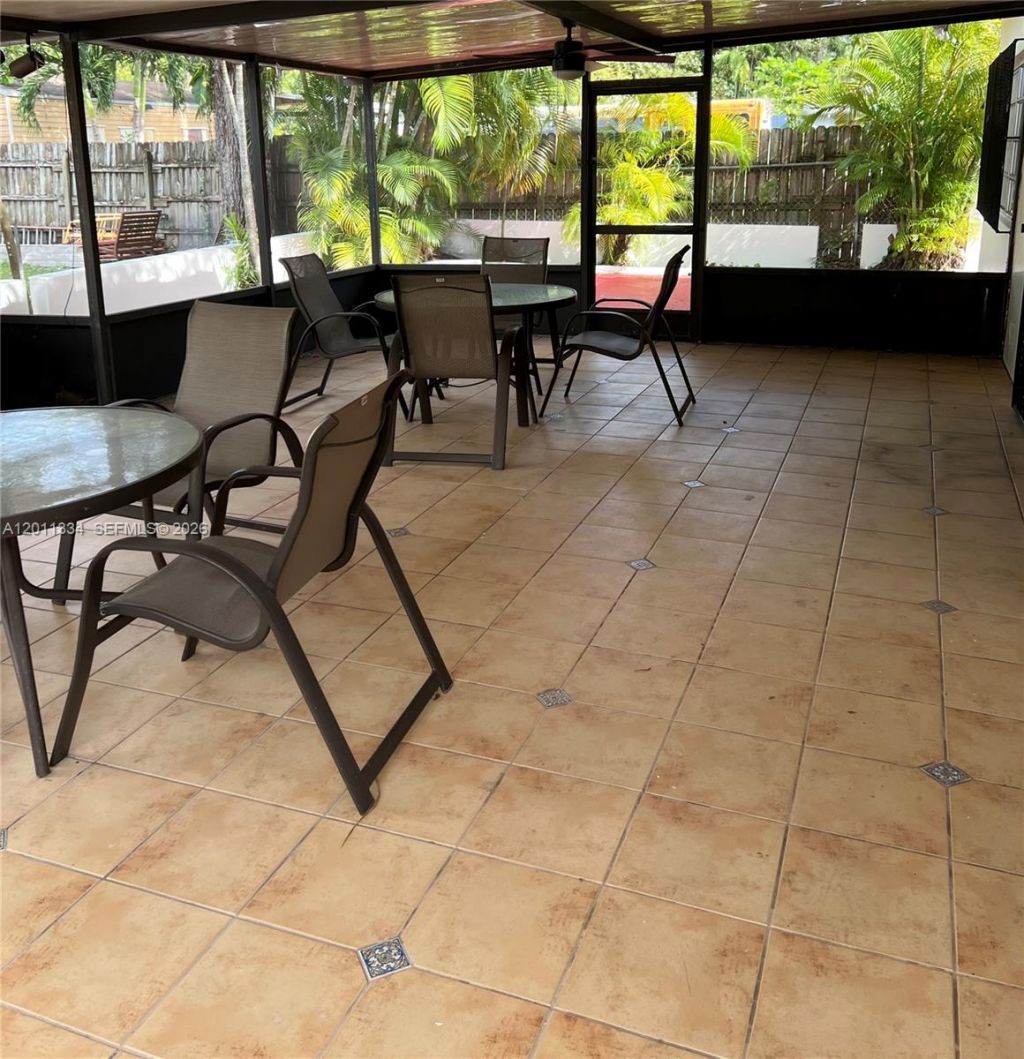 6385 SW 25th St , Miami, FL 33155 Photo