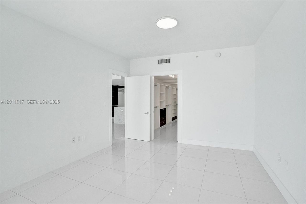 900 Biscayne Blvd, Unit 1808, Miami, FL 33132 Photo