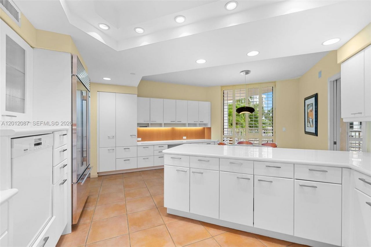 20290 Fairway Oaks Dr, Unit 221, Boca Raton, FL 33434 Photo