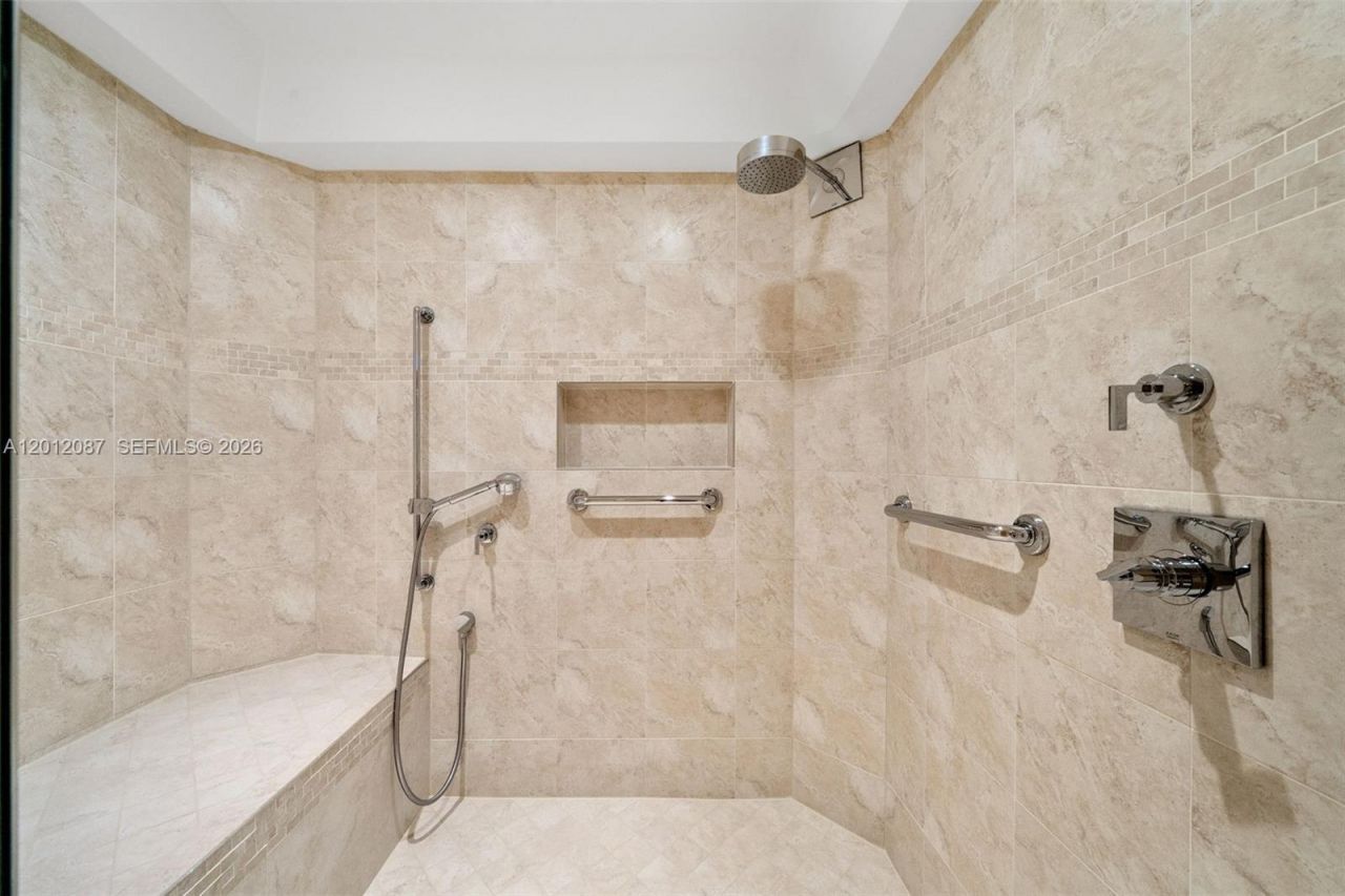 20290 Fairway Oaks Dr, Unit 221, Boca Raton, FL 33434 Photo