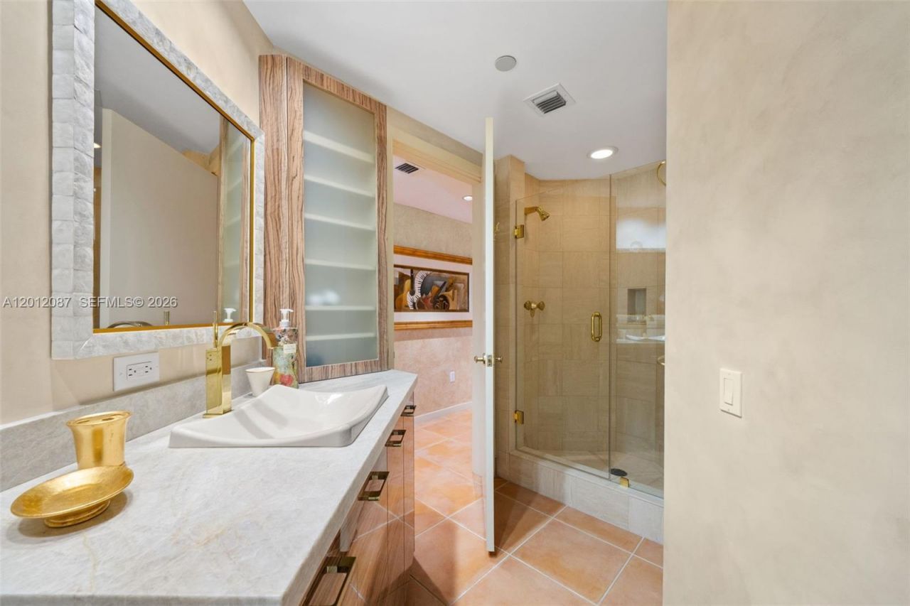 20290 Fairway Oaks Dr, Unit 221, Boca Raton, FL 33434 Photo