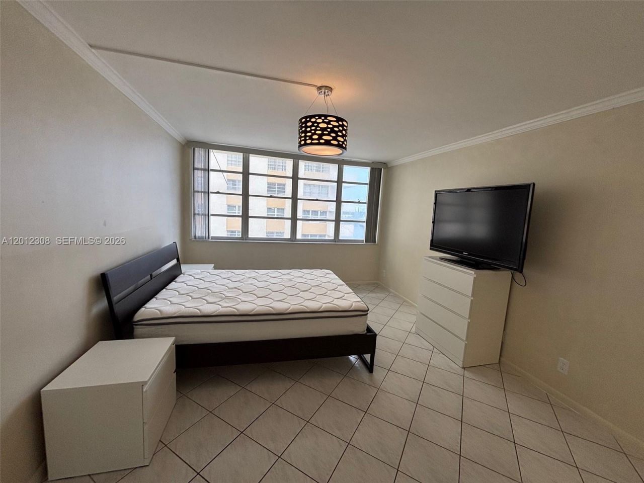 1817 S Ocean Dr, Unit 622, Hallandale Beach, FL 33009 Photo