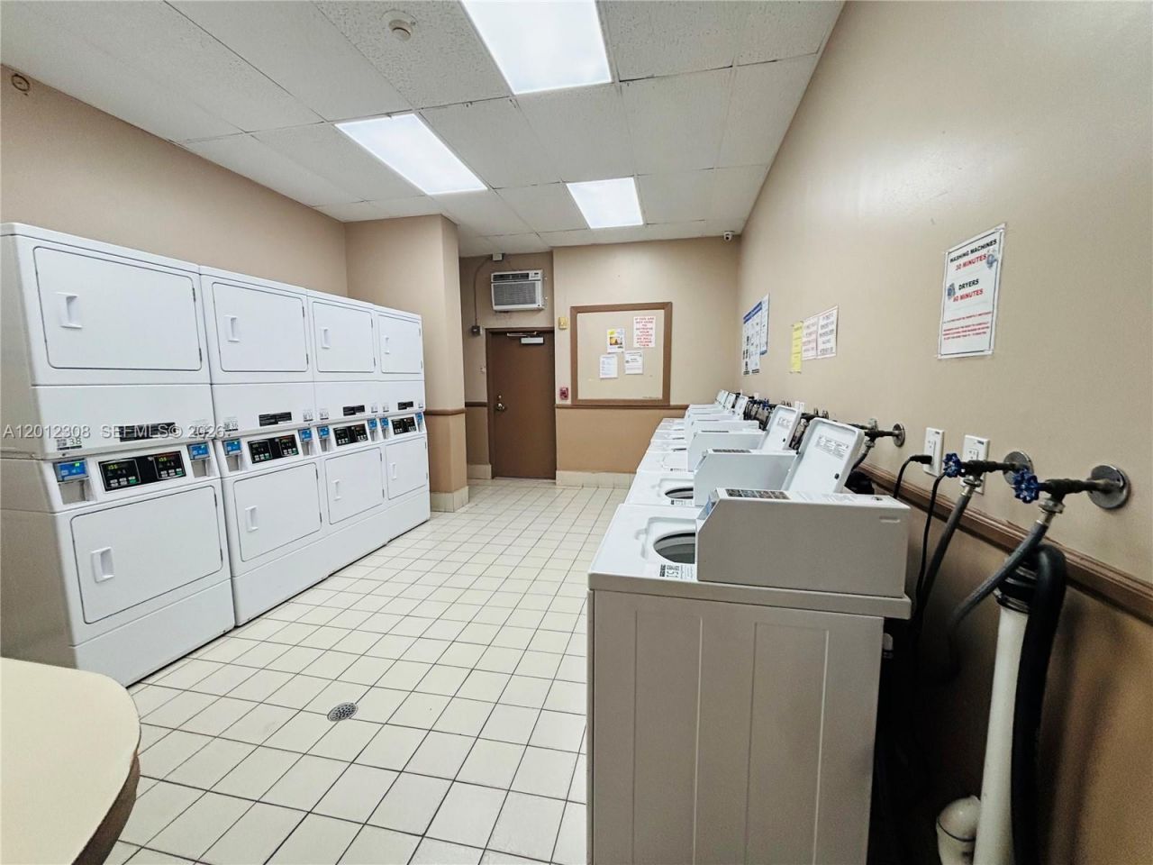 1817 S Ocean Dr, Unit 622, Hallandale Beach, FL 33009 Photo