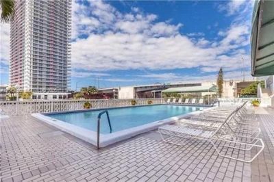 1817 S Ocean Dr, Unit 622, Hallandale Beach, FL 33009 Photo