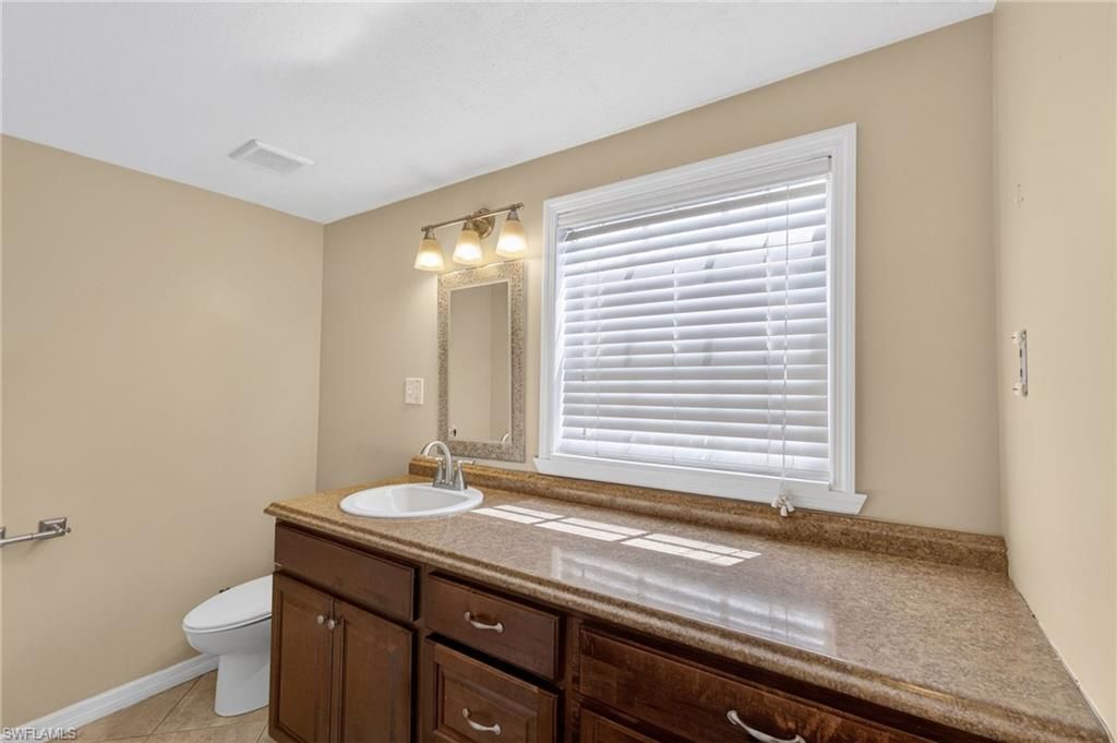 915 Hibiscus Ln , North Fort Myers, FL 33903 Photo