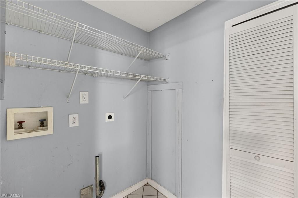 915 Hibiscus Ln , North Fort Myers, FL 33903 Photo