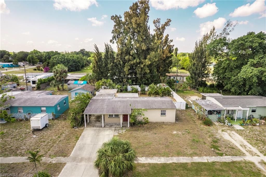 915 Hibiscus Ln , North Fort Myers, FL 33903 Photo