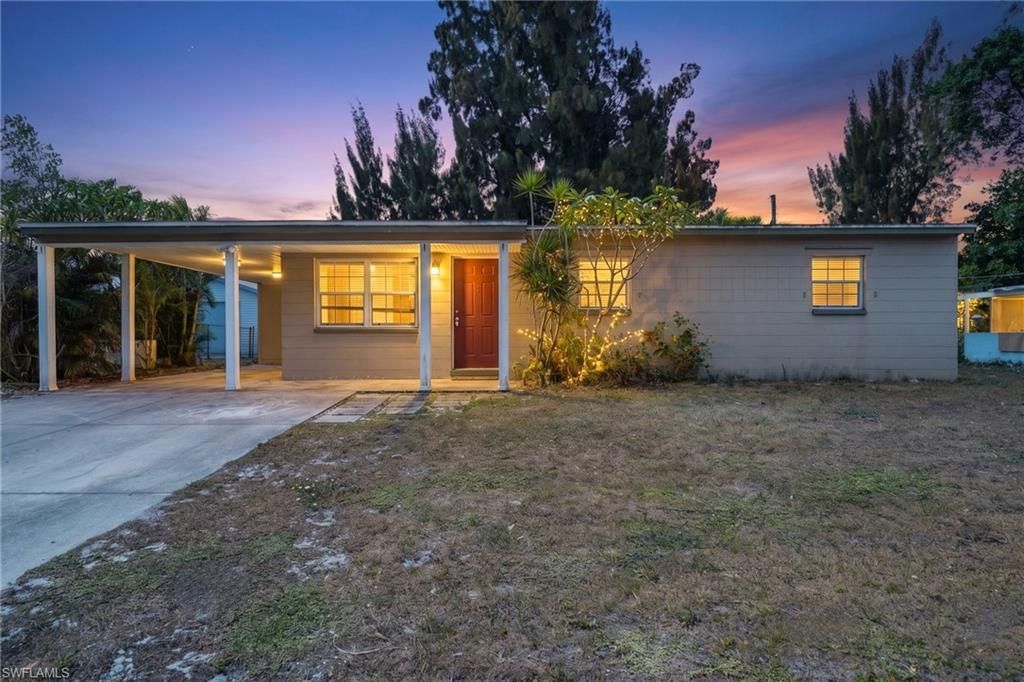 915 Hibiscus Ln , North Fort Myers, FL 33903 Photo