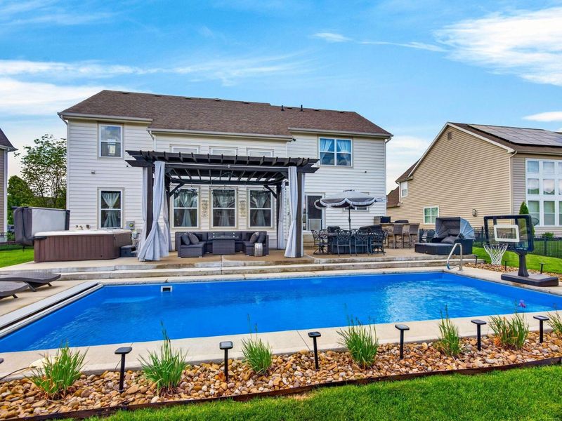 216 Warbler Court, Pickerington, OH 43147 Photo 4