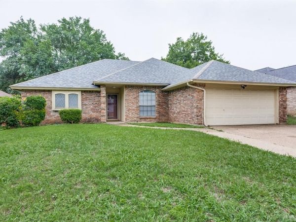 1505 Sunny Glen Street, Fort Worth, TX 76134