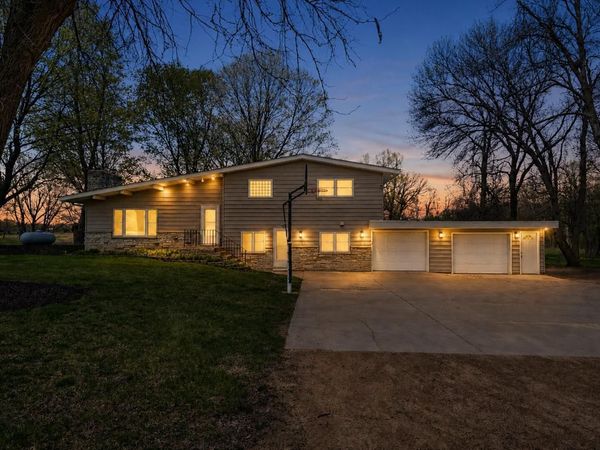 15710 Highway 5 And 25 , Young America, MN 55397