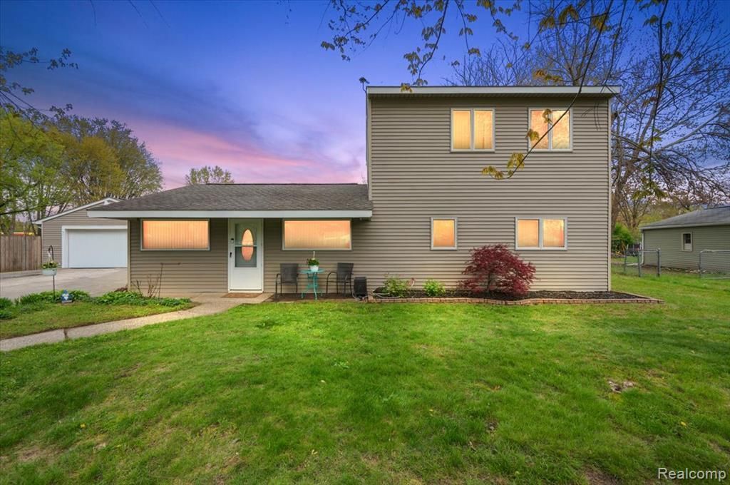 4550 Independence Drive, Independence Township, MI 48346 Main Photo