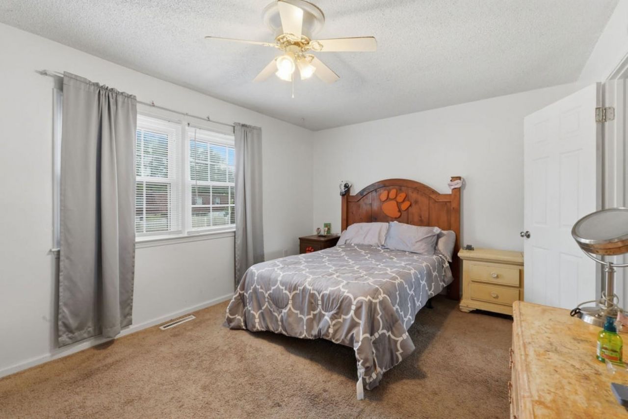 1025 Carolina Rd.  Photo 10