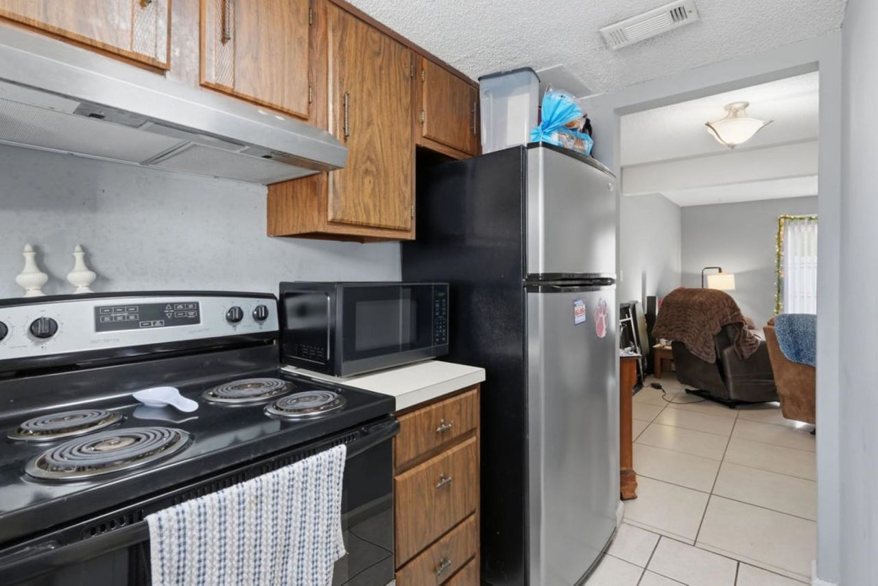 1025 Carolina Rd.  Photo 5