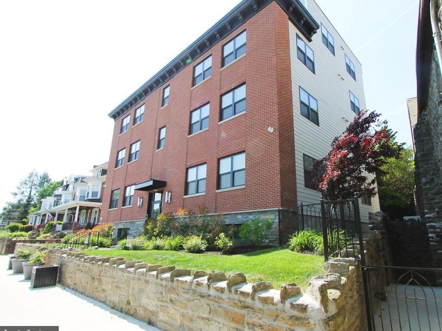 492 Roxborough Avenue, Unit 101, Philadelphia, PA 19128 Main Photo