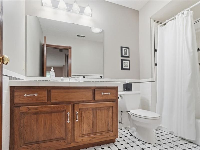 5780 Walnut Wood Way, Harrison Township, OH 45415 Photo 57