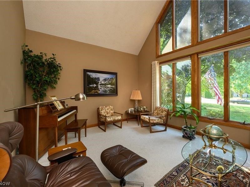 963 Mansion Circle, Barberton, OH 44203 Photo 20