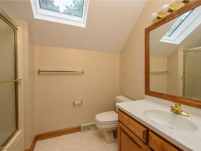 963 Mansion Circle, Barberton, OH 44203 Photo 31
