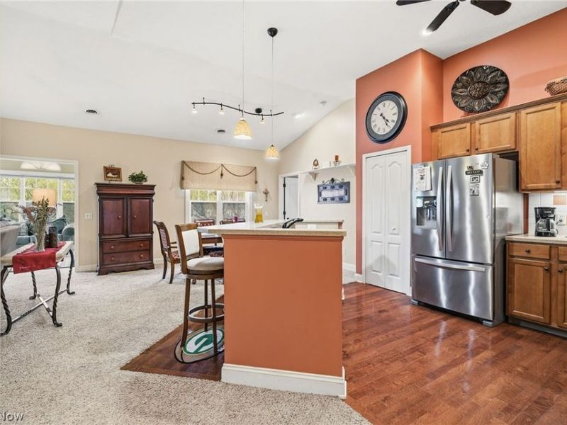1340 Cascade Circle W, Canton, OH 44708 Photo 18