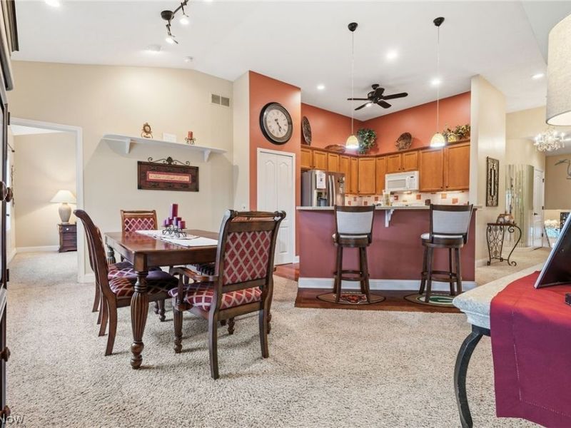 1340 Cascade Circle W, Canton, OH 44708 Photo 19