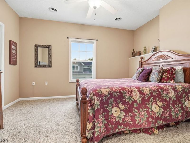 1340 Cascade Circle W, Canton, OH 44708 Photo 24