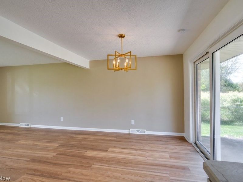 3877 Grove Street NE, Canton, OH 44721 Photo 29