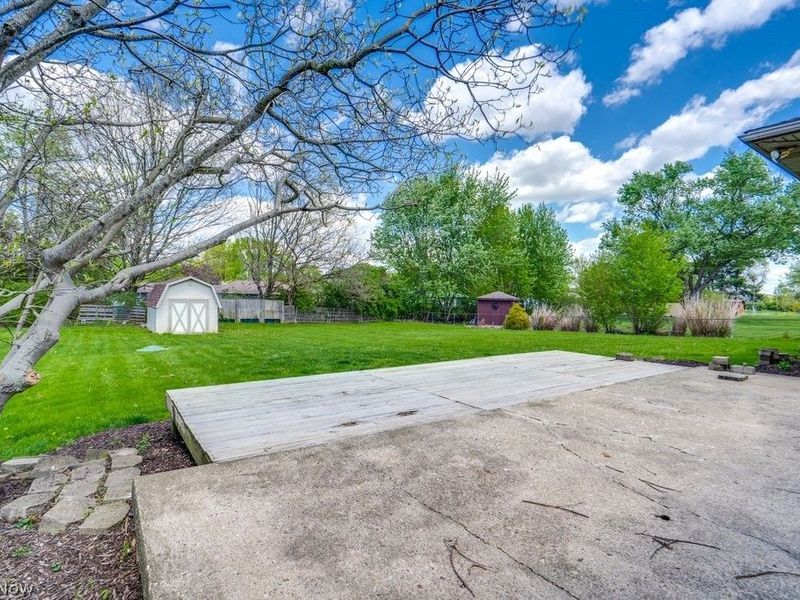 3877 Grove Street NE, Canton, OH 44721 Photo 33