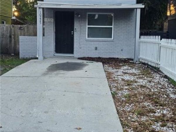 10225 N OJUS DRIVE, TAMPA, FL 33617