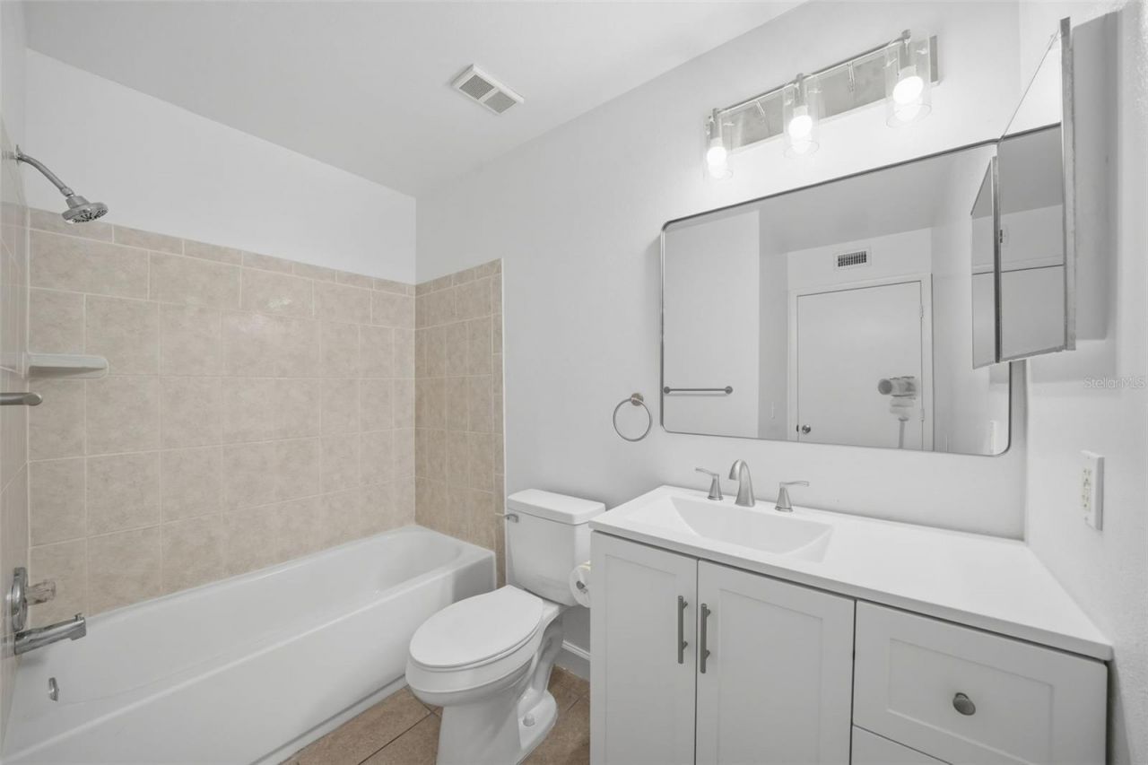 3001 58th Avenue S, Unit 1005, Saint Petersburg, FL 33712 Photo