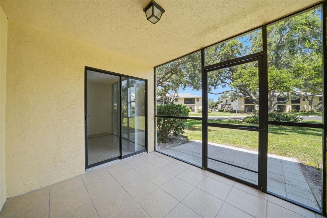 3001 58th Avenue S, Unit 1005, Saint Petersburg, FL 33712 Photo